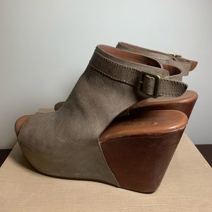 Kork-Ease wedges